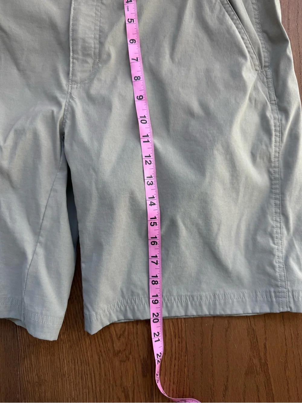 Columbia Men's Outdoor Shorts - Picture 4 of 7
